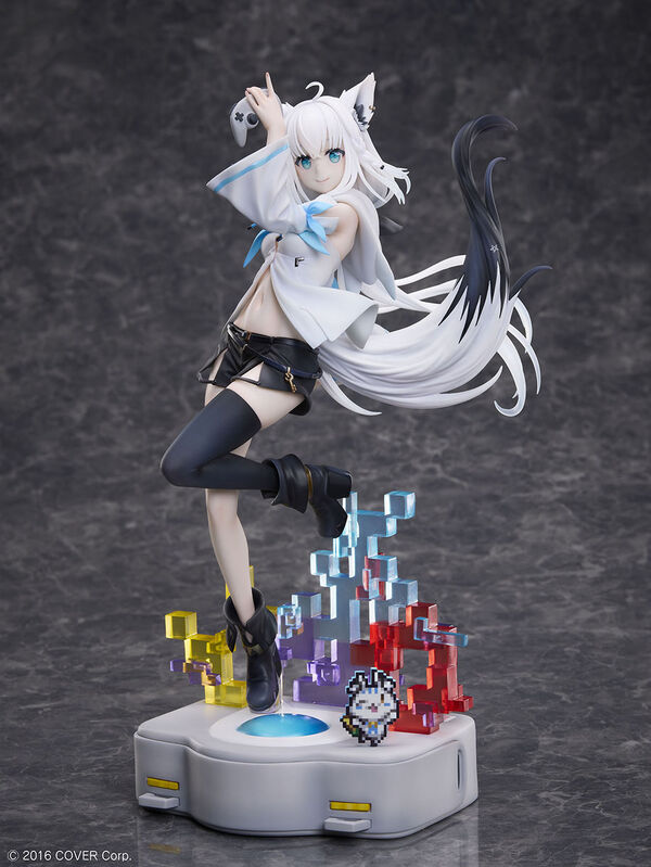 Design COCO hololive production Shirakami Fubuki We are GAMERS!!!! Ver. 1/7 Complete Figure