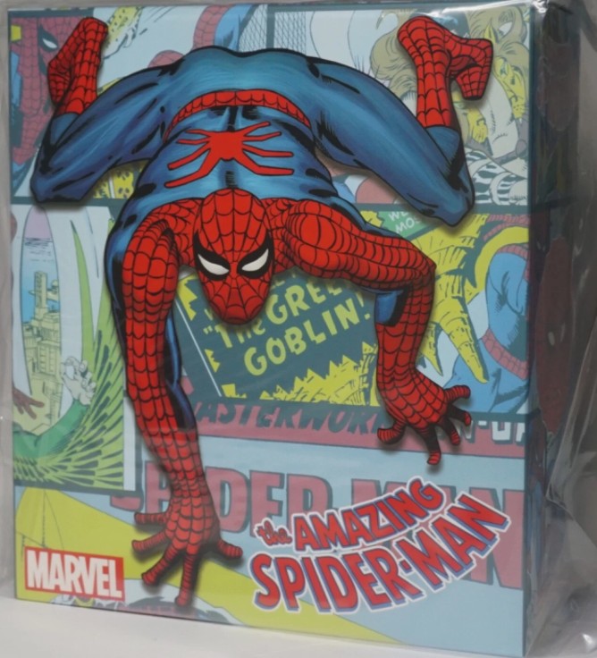 Back Order Mezco Toyz The Amazing Spider-Man Deluxe Edition