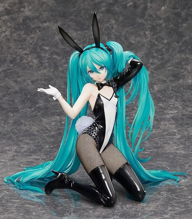FREEing Character Vocal Series 01: Hatsune Miku Hatsune Miku: Bunny Ver. / Art by SanMuYYB