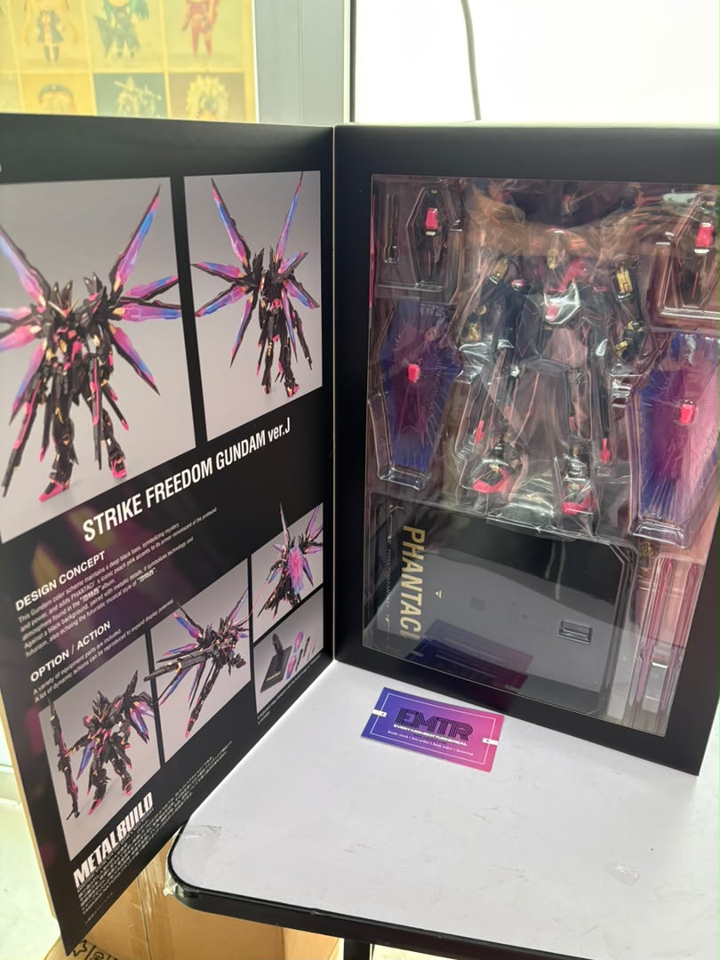 METAL BUILD "PHANTACI STRIKE FREEDOM GUNDAM ver.J"
