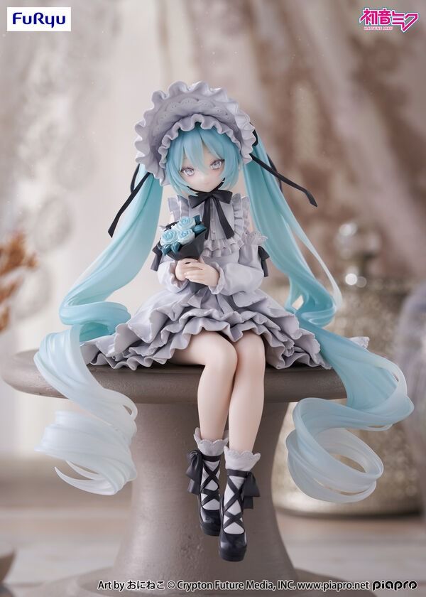 Furyu Noodle Stopper figure Hatsune Miku Vintage Doll