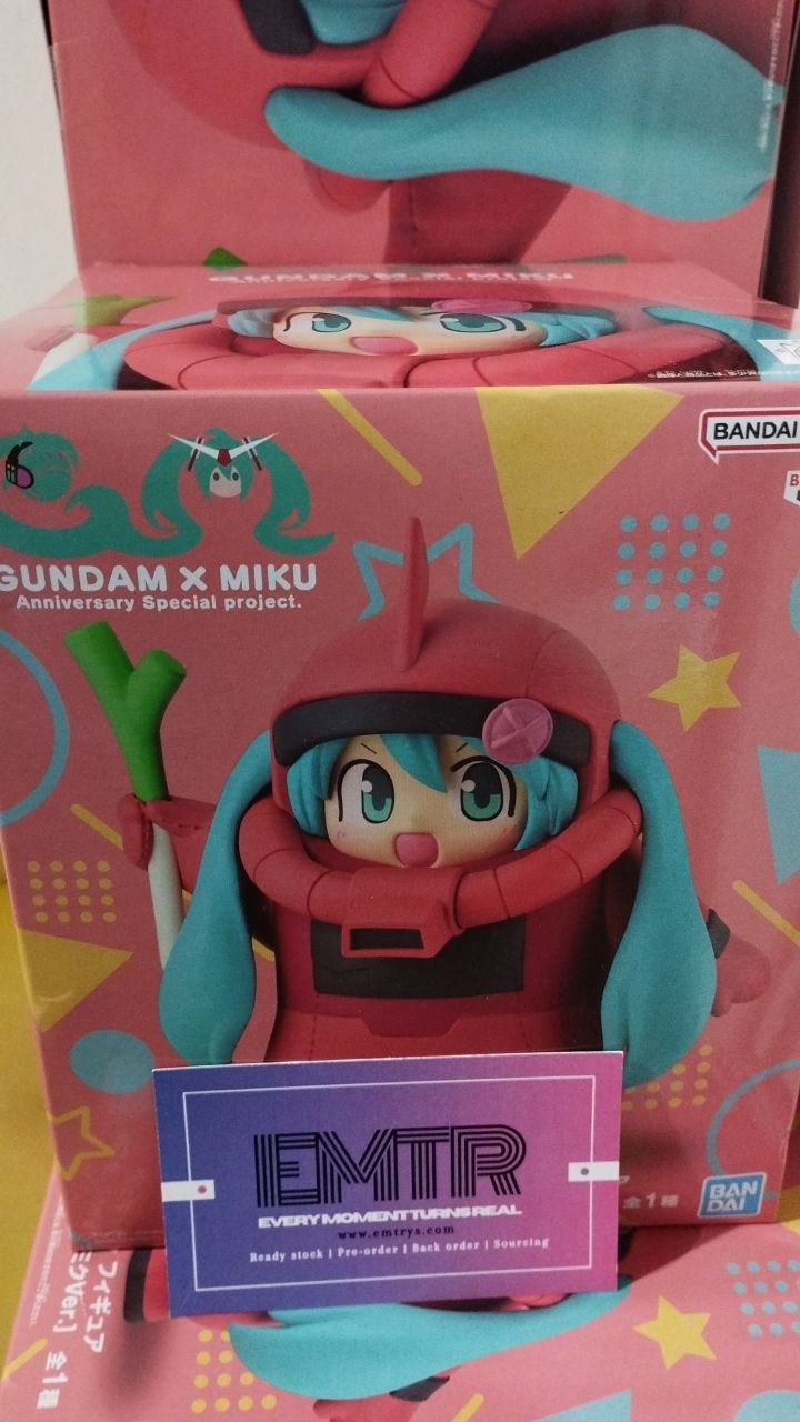 Banpresto Gundam 45th Anniversary x Hatsune Miku Zaku Costume(PINK BOX)