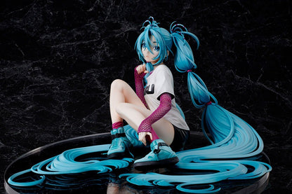 Stronger Hatsune Miku x Mai Yoneyama The Latest Street Style "Cute" Tokyo Figure Limited Edition 1/4 Complete Figure
