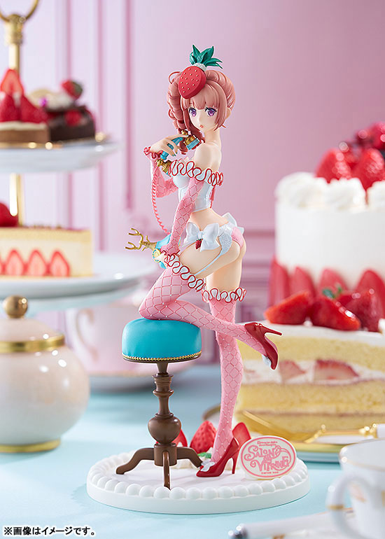 Max Factory SALON de VITRINE Strawberry Shortcake Bustier Girl Complete Figure