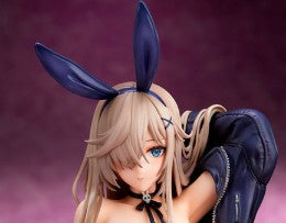 Ques Q Mataro Original BAD BUNNY 1/7 Complete Figure