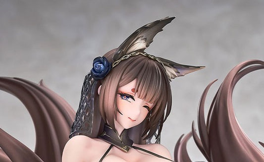 Good Smile Arts Shanghai Azur Lane Amagi: Throne of Fallen Petals Ver. 1/7 Complete Figure
