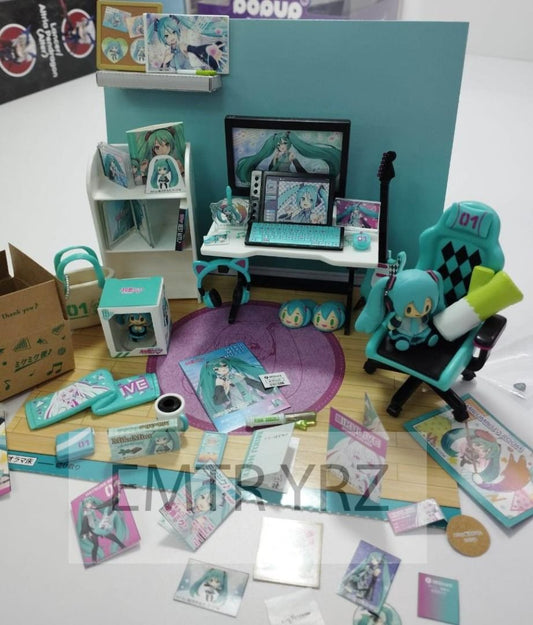 Re-Ment Hatsune Miku Miku Miku Room (Set of 8)