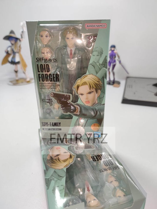 S.H.Figuarts Spy X Family Loid Forger