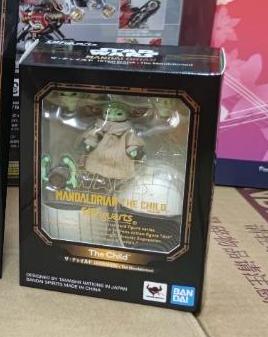 S.H.Figuarts The Child (STAR WARS: The Mandalorian)