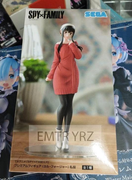 Sega Spy x Family Yor Forger (Plain Clothes) Premium Figure