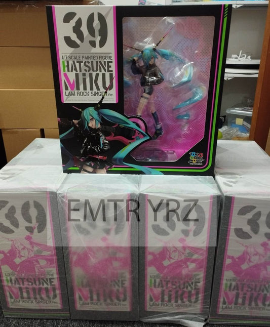Stronger Vocaloid Hatsune Miku: LAM Rock Singer Ver. 1/7 Scale Figure