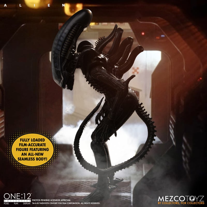 Mezco Toyz Alien ONE:12 COLLECTIVE